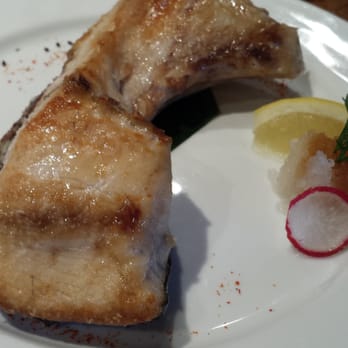 Guu with Garlic - Grilled Yellowtail Neck - Japanese Near Me - Vancouver, British Columbia Guu with Garlic - Grilled Yellowtail Neck - Japanese Near Me - Vancouver, British Columbia