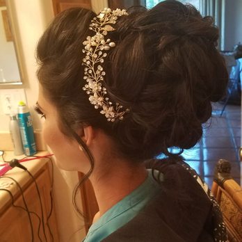 Dolled up by Lulu - Makeup Artists Near Me