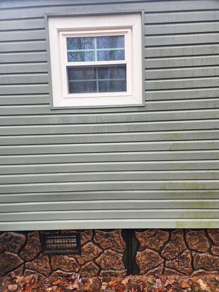 Slide of Claras Handymans services