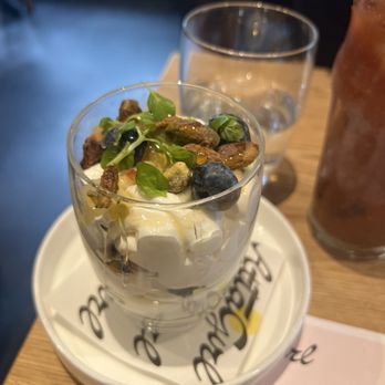 Atta Girl - Market Fruit & Yogurt Parfait - Mediterranean Near Me - Hermosa Beach, California