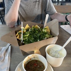 Nomz - Chicken Nachos