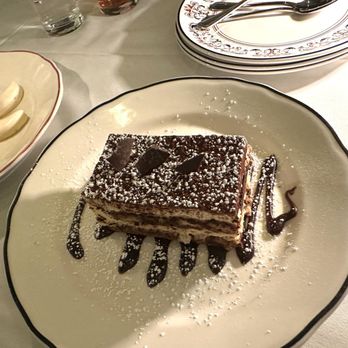 Maggiano's - Tiramisu - Italian Near Me - Las Vegas, Nevada Maggiano's - Tiramisu - Italian Near Me - Las Vegas, Nevada