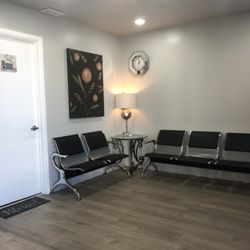 Adams Barbershop