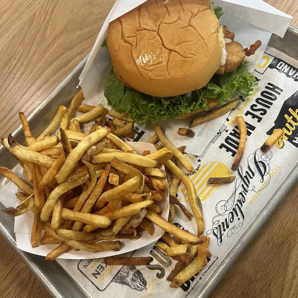 Super Chix - Bacavo Ranch with fries - Chicken Shop Near Me - Sandy, Utah Super Chix - Bacavo Ranch with fries - Chicken Shop Near Me - Sandy, Utah