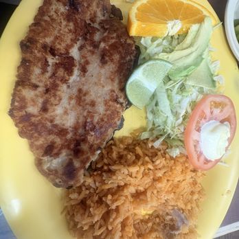 El Faro - Fish - Mexican Near Me - Elgin, Illinois