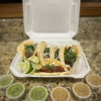 Taqueria Las Cazuelas - Tacos de Chorizo, Barbacoa y Asada con salsa habanero y salsa aguacate! - Tacos Near Me - Orlando, Florida Taqueria Las Cazuelas - Tacos de Chorizo, Barbacoa y Asada con salsa habanero y salsa aguacate! - Tacos Near Me - Orlando, Florida