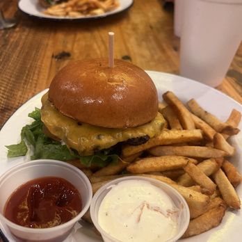 Haystack Burgers and Barley - Down on the Farm - Burgers Near Me - Frisco, Texas