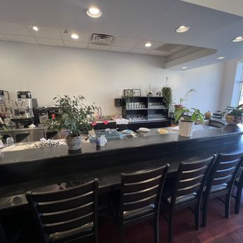 Blue Kale Cafe & Lounge - Cafes Near Me - Skokie, Illinois
