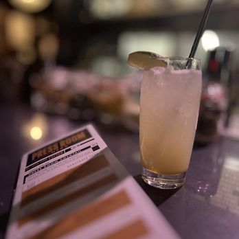 The Press Room - a drink with a slice of lime in it - Bars Near Me - New York, New York The Press Room - a drink with a slice of lime in it - Bars Near Me - New York, New York