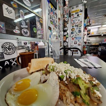 Fleetwood Diner - Gyro hippie hash - Diners Near Me - Lansing, Michigan Fleetwood Diner - Gyro hippie hash - Diners Near Me - Lansing, Michigan