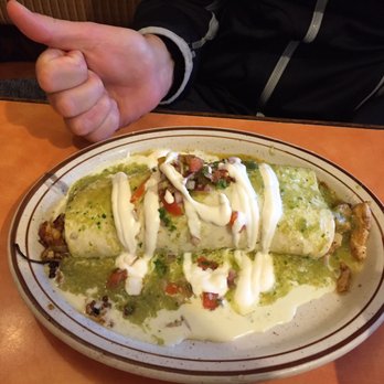 Acapulco's Mexican Restaurant | Lawrenceburg, IN - Verde burrito lunch - Mexican Near Me - Lawrenceburg, Indiana