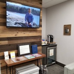 Valley Dental Clinic - Waiting room
