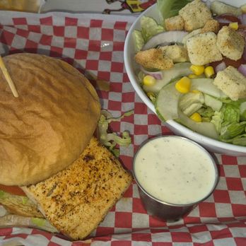 Lulu's Bait Shack - My very sad mahi sandwich - Seafood Near Me - Fort Lauderdale, Florida Lulu's Bait Shack - My very sad mahi sandwich - Seafood Near Me - Fort Lauderdale, Florida