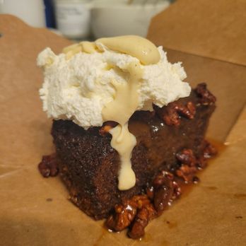 Whiskey Cake Jacksonville - Whiskey cake - New American Near Me - Jacksonville, Florida Whiskey Cake Jacksonville - Whiskey cake - New American Near Me - Jacksonville, Florida