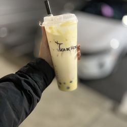 Tea Be Honest - The pictures doesn't do it justice.... So delicious (Horchata Messy Milk 50% less sweeten)