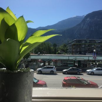 Garibaldi Dental Clinic - Orthodontists Near Me - Squamish, British Columbia Garibaldi Dental Clinic - Orthodontists Near Me - Squamish, British Columbia