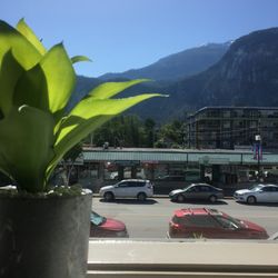 Garibaldi Dental Clinic