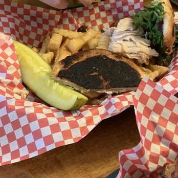 Macado's - Burgers Near Me - Farmville, Virginia