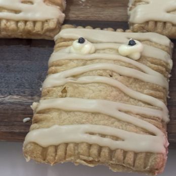 Tiphanie's - Bakeries Near Me - Davenport, Iowa