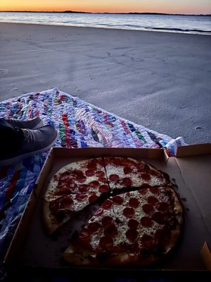 Huc-A-Poos Bites and Booze by null