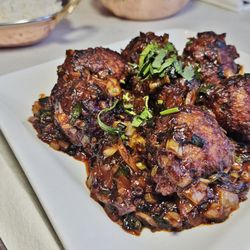 Curry Gate - Manchurian dry fried veggie  or chicken