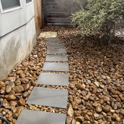 A&V Fencing and Landscaping