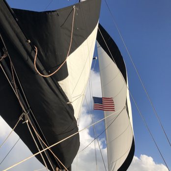 Gemini Sailing Charters - Boating Near Me - Lahaina, Hawaii