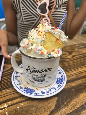 Legendairy Milkshake Bar by null