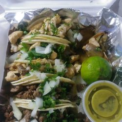 Carniceria Lily - Tacos.