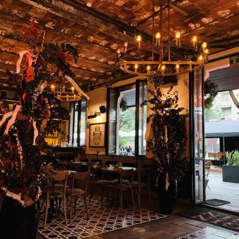 Gin Gin - Inside - Cocktail Bars Near Me - Ciudad de México, DIF Gin Gin - Inside - Cocktail Bars Near Me - Ciudad de México, DIF