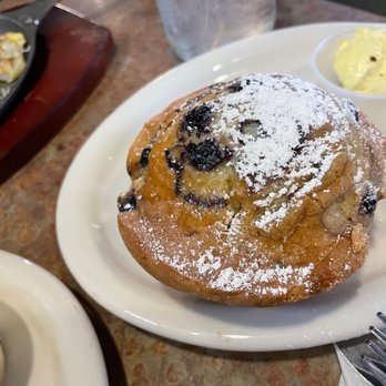 Huckleberry's - Huckleberry muffin, usually pretty good in the past, was super dry! - Breakfast & Brunch Near Me - Roseville, California