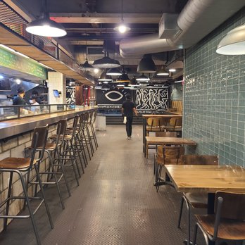 Miznon - Mediterranean Near Me - New York, New York
