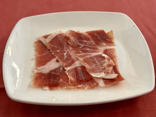 Museo del Jamón by null