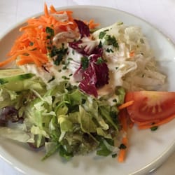 Gasthof zum Neuner - Gemischter Vorspeise-Salat zum Mittagstisch