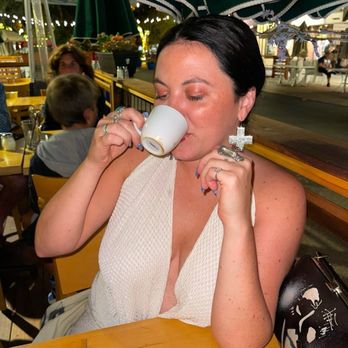 Alessa - Espresso after the deliSh meal! - Italian Near Me - Laguna Beach, California Alessa - Espresso after the deliSh meal! - Italian Near Me - Laguna Beach, California
