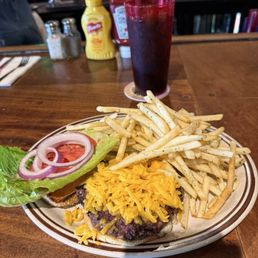 Burger with fries. At first, I thought the use of shredded cheese on the burger wouldn't be good...but I was wrong. And those fries...yum! Burger with fries. At first, I thought the use of shredded cheese on the burger wouldn't be good...but I was wrong. And those fries...yum!