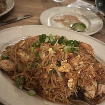 Basil - Pad Thai - Thai Near Me - Mount Pleasant, South Carolina