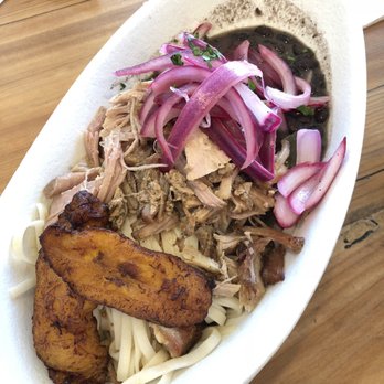 Chinollo - Chico Cubango bowl - pulled pork with garlic noodles - New American Near Me - Carson, California