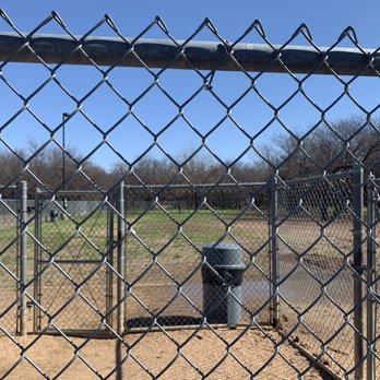 Tails 'N Trails - One small wet spot - Dog Parks Near Me - Arlington, Texas Tails 'N Trails - One small wet spot - Dog Parks Near Me - Arlington, Texas