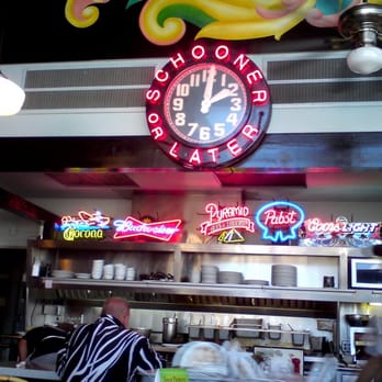 Schooner or Later - interior - Sandwiches Near Me - Long Beach, California