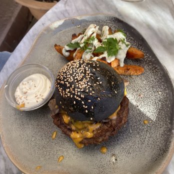 Flax & Kale - Double smash burger - Spanish Near Me - Barcelona, B Flax & Kale - Double smash burger - Spanish Near Me - Barcelona, B
