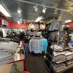 The Shirt Man - Big selection of shirts.