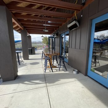 J Dusi Wines - Property - Wine Tasting Room Near Me - Paso Robles, California J Dusi Wines - Property - Wine Tasting Room Near Me - Paso Robles, California