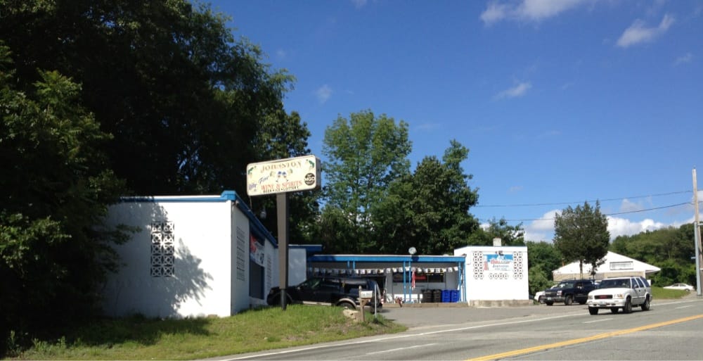 JOHNSTON FINE WINE BEER & SPIRITS Updated August 2024 2951 Hartford