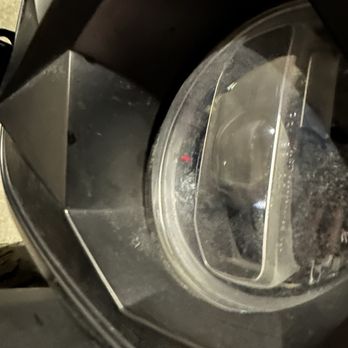 Tommy's Express® Car Wash - Headlamps and surrounding bezel still dirty - Auto Detailing Near Me - Mason City, Iowa Tommy's Express® Car Wash - Headlamps and surrounding bezel still dirty - Auto Detailing Near Me - Mason City, Iowa