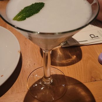 Prato - White linen - Pizza Near Me - Winter Park, Florida Prato - White linen - Pizza Near Me - Winter Park, Florida