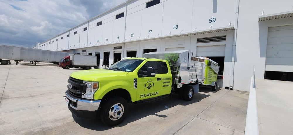 CH Lawn Service - tree service in Miami, FL