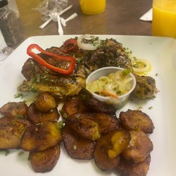 Tropicala Taste - 1/4 Chicken with Sweet Plantains Meal