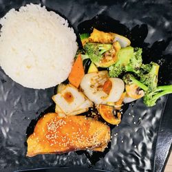 Sakura Japanese Cuisine