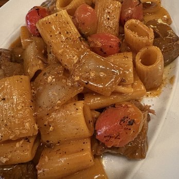 Lunch Lady - Beef brisket rigatoni - Vietnamese Near Me - Toronto, Ontario Lunch Lady - Beef brisket rigatoni - Vietnamese Near Me - Toronto, Ontario